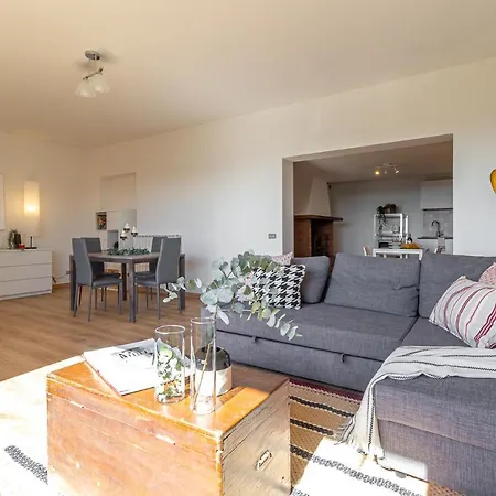 בית נופש Spacious With Garden & Air Conditioning - La Grande Finestra *
