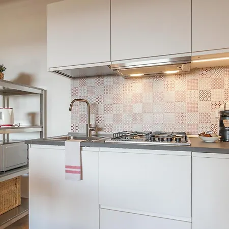 Spacious With Garden & Air Conditioning - La Grande Finestra Chiusi