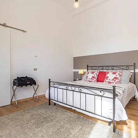 Spacious With Garden & Air Conditioning - La Grande Finestra Holiday home