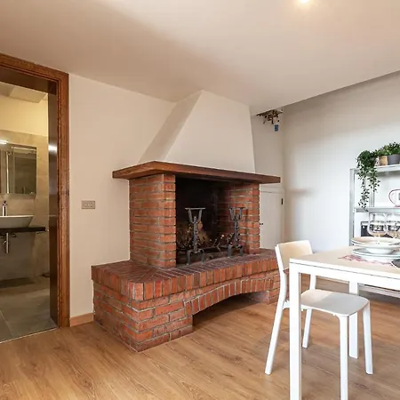 Spacious With Garden & Air Conditioning - La Grande Finestra Holiday home Chiusi