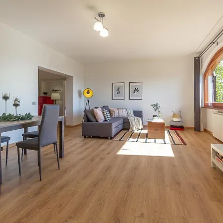 Spacious With Garden & Air Conditioning - La Grande Finestra *